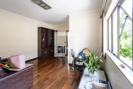Casa com 3 Quartos à venda, 200m² no Vila Ipojuca, São Paulo