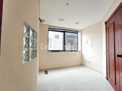 Sala Comercial para alugar, 46m² no Moinhos de Vento, Porto Alegre