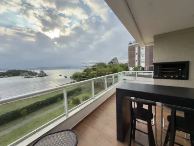 Apartamento com 3 Quartos à venda, 230m² no Abraão, Florianópolis