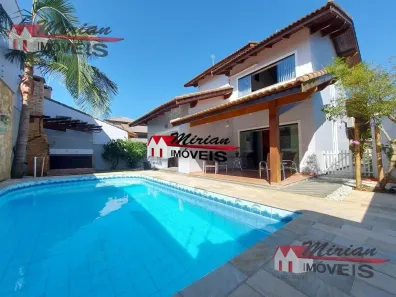 Casa de Condomínio com 3 Quartos à venda, 362m² no Balneário Sambura, Peruíbe