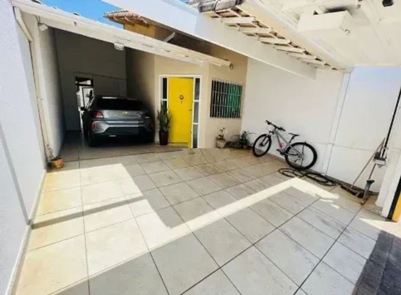 Casa com 3 quartos — Santa Amélia, Belo Horizonte