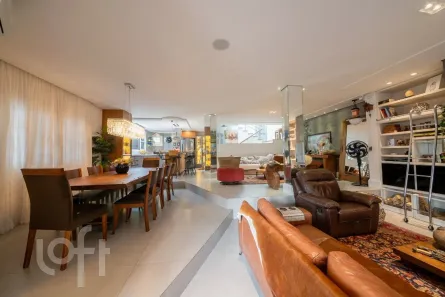 Casa com 4 Quartos à venda, 542m² no Chácara das Pedras, Porto Alegre