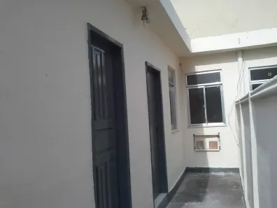 Casa com 1 Quarto para alugar, 30m² no Penha Circular, Rio de Janeiro