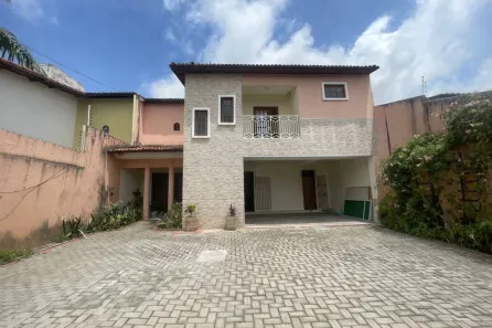 Casa com 4 Quartos à venda, 292m² no Engenheiro Luciano Cavalcante, Fortaleza