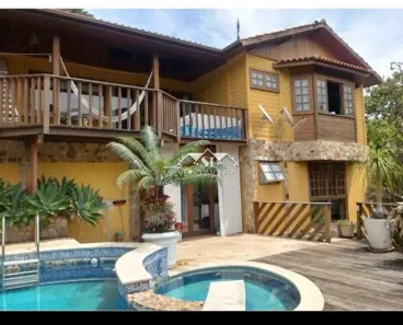 Casa com 5 Quartos à venda, 380m² no Araras, Petrópolis