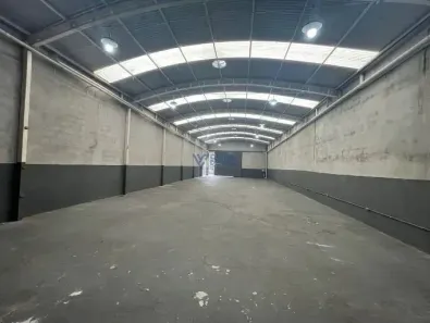 Galpão/Depósito/Armazém para alugar, 300m² no Jardim Diamante, São José dos Campos