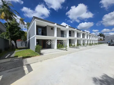 Sobrado com 3 Quartos à venda, 111m² no Itaum, Joinville
