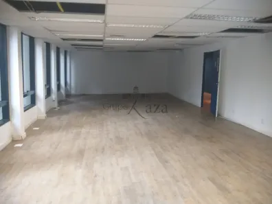 Ponto Comercial para alugar, 380m² no Bela Vista, São Paulo