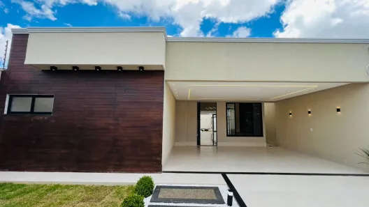 Casa com 3 Quartos à venda, 232m² no Parque Amazônia, Goiânia