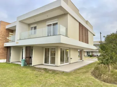 Casa com 4 Quartos à venda, 251m² no Condado, Capão da Canoa