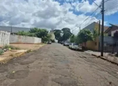 Lote/Terreno à venda, 18m² no Vila São Carlos, Apucarana