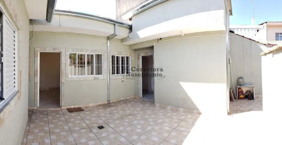 Casa com 2 Quartos para alugar, 80m² no Jardim Santa Maria, Jacareí