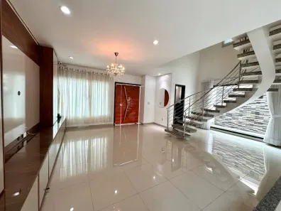 Casa de Condomínio com 5 Quartos à venda, 255m² no Flores, Manaus