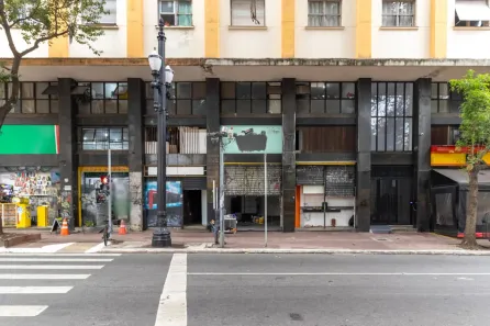 Ponto Comercial com 4 Quartos para alugar, 156m² no Santa Efigênia, São Paulo