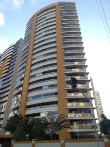 Apartamento com 4 Quartos para alugar, 200m² no Cocó, Fortaleza