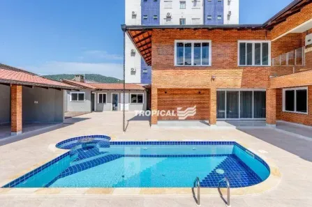 Casa com 5 Quartos para venda ou aluguel, 420m² no Garcia, Blumenau