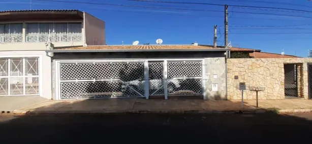 Casa com 3 Quartos à venda, 227m² no Vila Suconasa, Araraquara