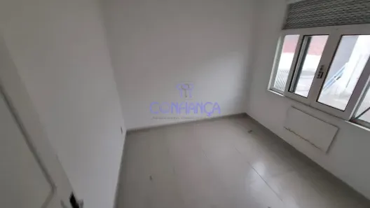 Casa com 2 Quartos para alugar, 70m² no Campo Grande, Rio de Janeiro