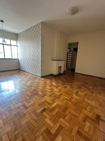 Apartamento com 3 quartos — Santo Antônio, Belo Horizonte