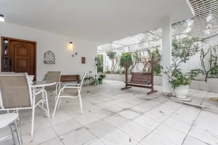 Casa com 3 Quartos à venda, 194m² no Vila Cordeiro, São Paulo