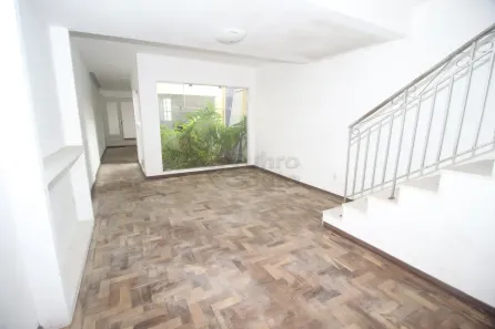 Imóvel Comercial com 4 Quartos à venda, 143m² no Centro, Pelotas
