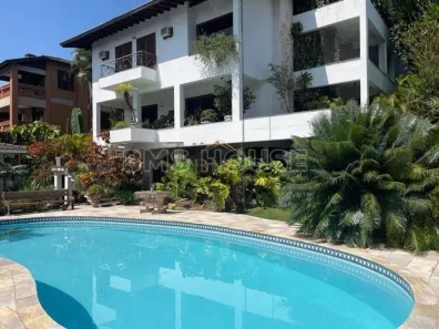 Casa com 8 Quartos à venda, 900m² no Nova Fazendinha, Carapicuíba