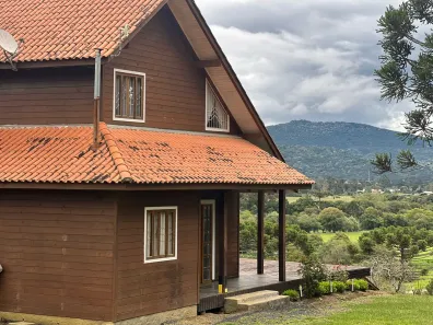 Fazenda/Sítio com 2 Quartos à venda, 60m² no Zona Rural, Urubici