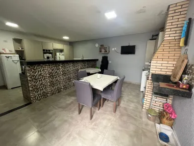 Casa de Condomínio com 3 Quartos à venda, 88m² no Aclimação, Uberlândia