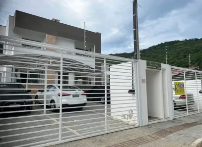 Apartamento com 2 Quartos para alugar, 10m² no Carvalho, Itajaí