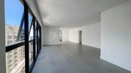 Apartamento com 4 Quartos à venda, 207m² no Meia Praia, Itapema