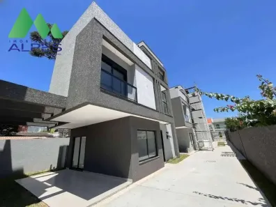 Sobrado com 3 Quartos à venda, 156m² no Boqueirão, Curitiba