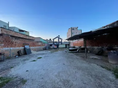 Lote/Terreno à venda, 360m² no Pedra Azul, Contagem