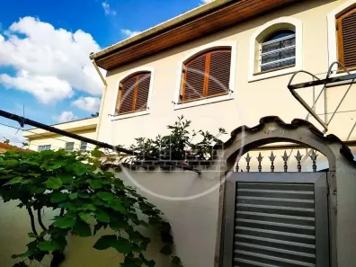 Casa com 5 Quartos à venda, 240m² no Jardim Santo Antoninho, São Paulo
