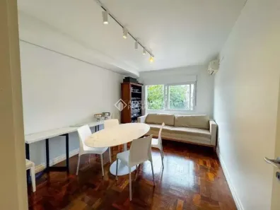 Casa com 2 Quartos para alugar, 250m² no Auxiliadora, Porto Alegre