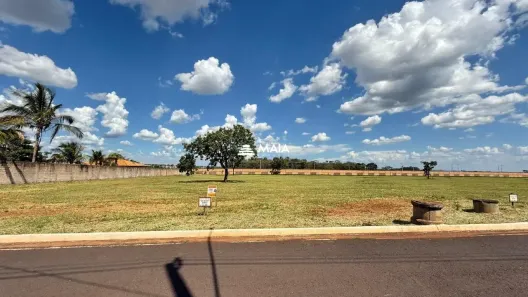 Lote/Terreno à venda, 2000m² no Residencial Mário de Almeida Franco, Uberaba