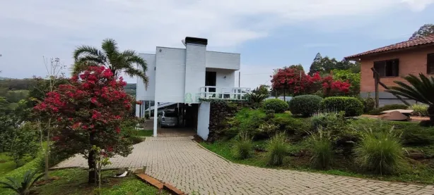 Casa com 3 Quartos à venda, 100m² no , Caxias do Sul