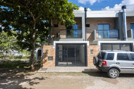 Sobrado com 2 Quartos à venda, 77m² no Itacolomi, Balneário Piçarras