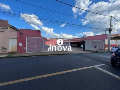 à venda, 840m² no Centro, Uberaba