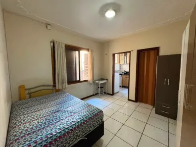 Kitnet com 1 Quarto à venda, 26m² no Cidade Baixa, Porto Alegre