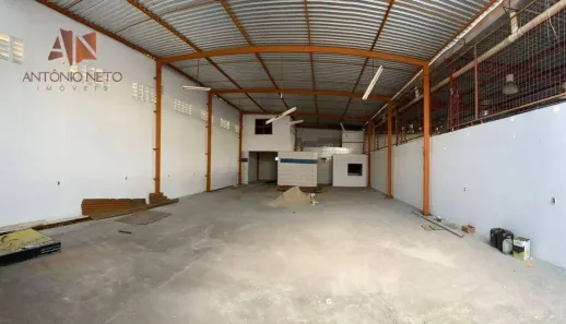 Galpão/Depósito/Armazém à venda, 440m² no Messejana, Fortaleza