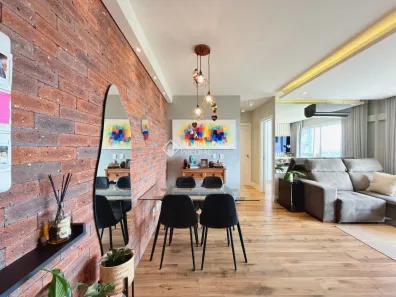 Apartamento com 2 Quartos à venda, 67m² no Jardim Sabará, Porto Alegre