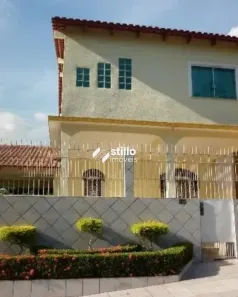 Casa com 3 Quartos à venda, 279m² no São José Operário, Manaus