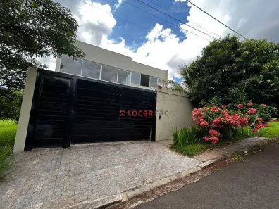 Sobrado com 4 Quartos para alugar, 350m² no Jardim Novo Horizonte, Maringá