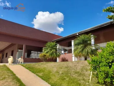 Fazenda/Sítio com 3 Quartos à venda, 276m² no Estância Santa Maria do Laranjal, Atibaia