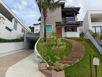 Casa de Condomínio com 3 Quartos para venda ou aluguel, 330m² no Parque Residencial Itapeti, Mogi das Cruzes