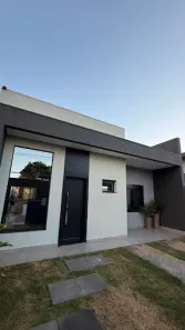 Casa com 3 Quartos à venda, 90m² no Canadá, Cascavel