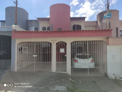 Sobrado com 3 Quartos à venda, 242m² no Vila Oliveira, Mogi das Cruzes