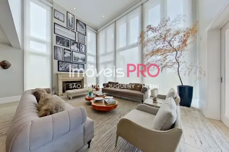 Casa de Condomínio com 4 Quartos para alugar, 1360m² no Jardim Everest, São Paulo