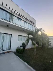 Casa de Condomínio com 4 Quartos à venda, 170m² no Peró, Cabo Frio