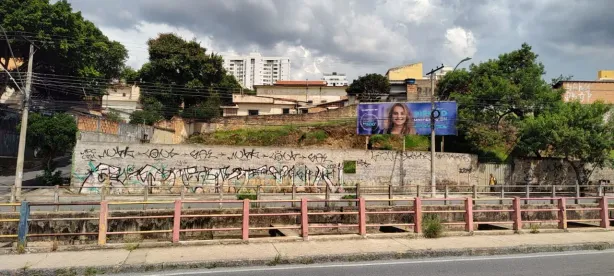 Lote/Terreno com 1 Quarto à venda, 864m² no Ipiranga, Belo Horizonte